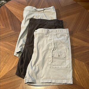 Cabela’s Men’s Set of Three Cargo/Outdoors Shorts